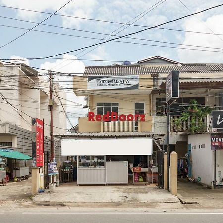 Hotel RedDoorz near Palembang Trade Center Zewnętrze zdjęcie
