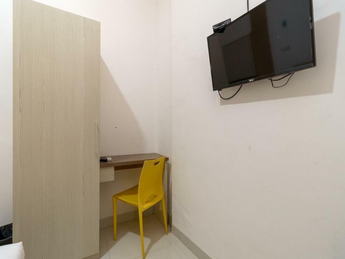 Hotel RedDoorz near Palembang Trade Center Zewnętrze zdjęcie